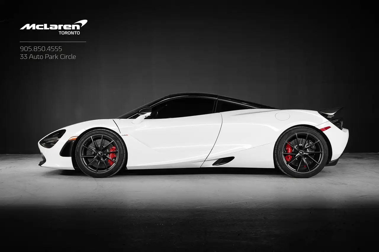 2022 McLaren 720S