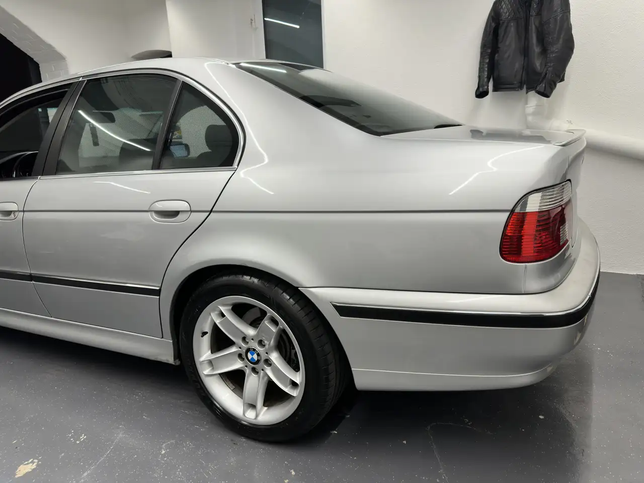 BMW 523i, foto 7