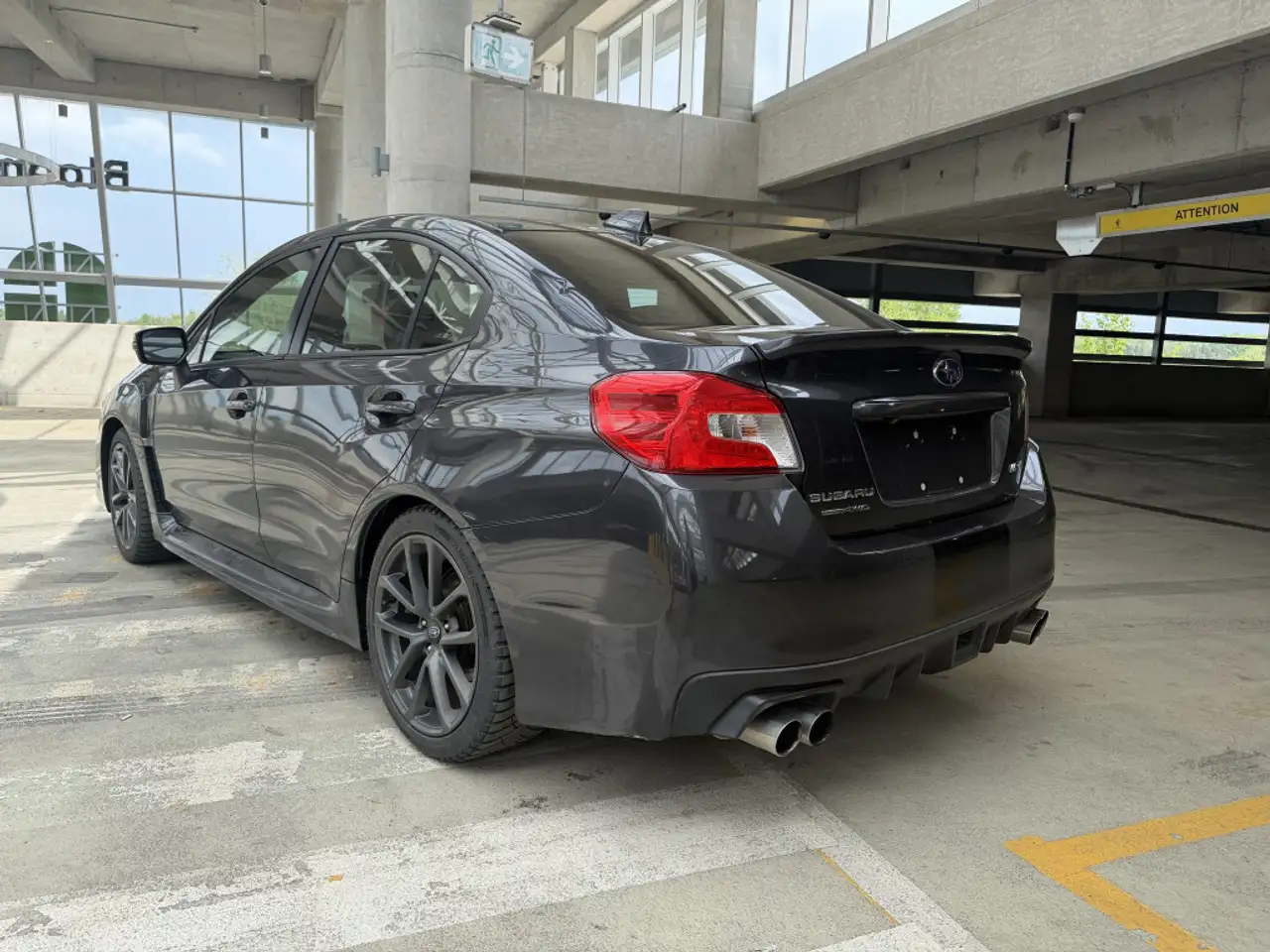 Subaru WRX снимка Subaru WRX