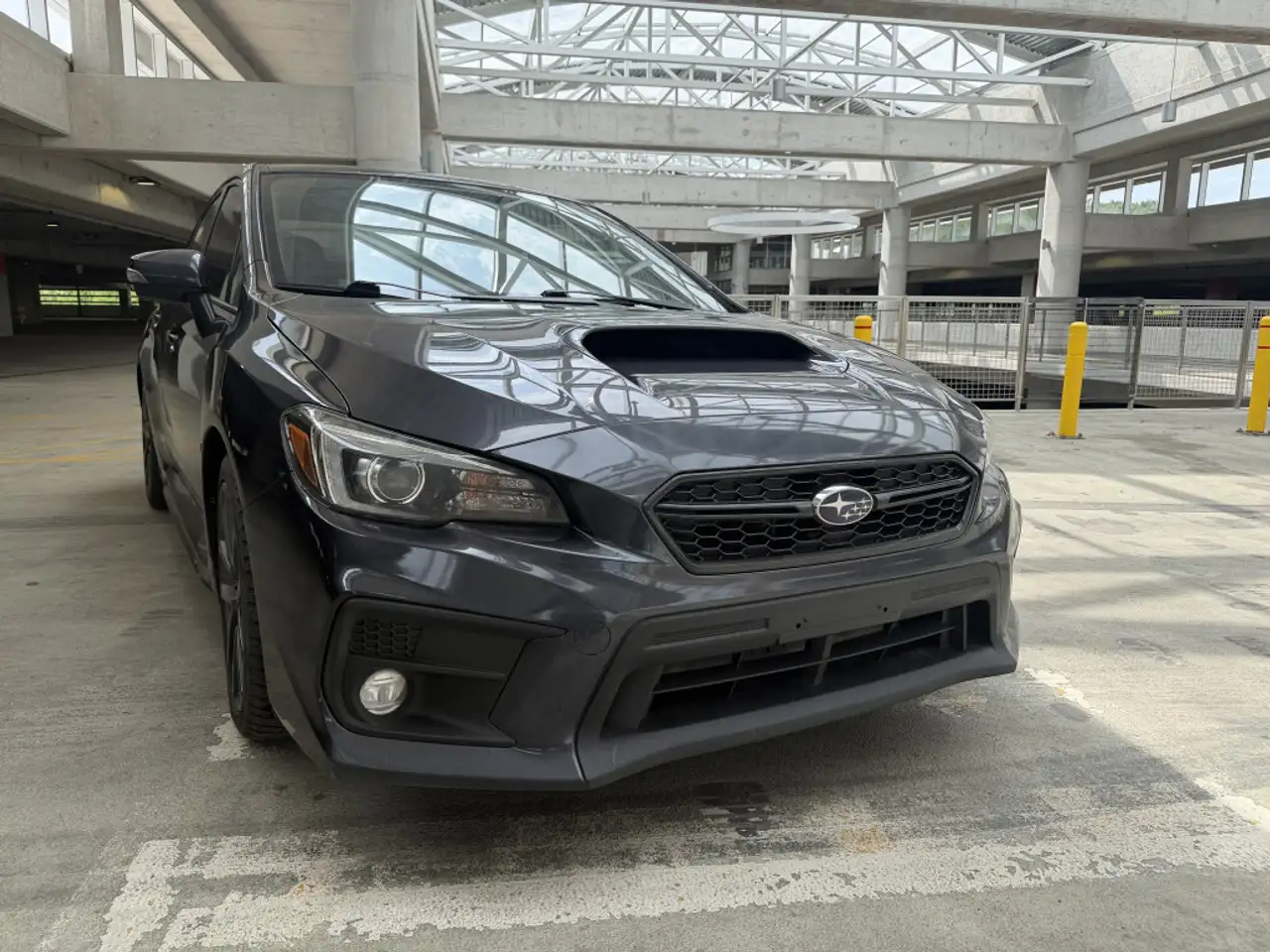 Subaru WRX снимка Subaru WRX