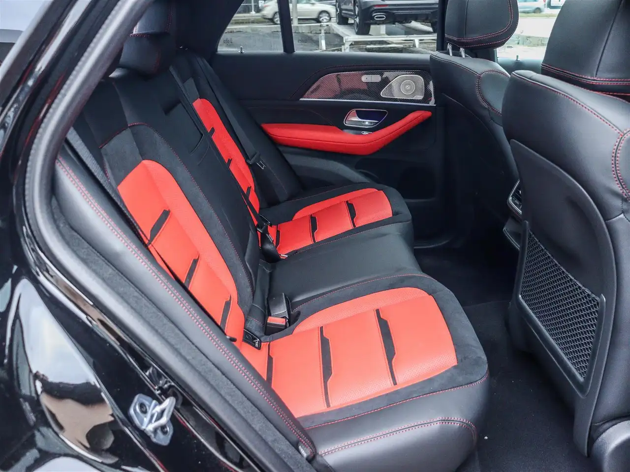 Mercedes-Benz GLE снимка Mercedes-Benz GLE