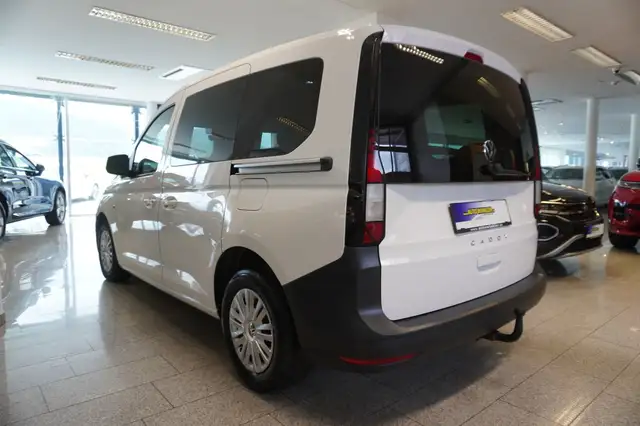 Volkswagen Caddy view 4