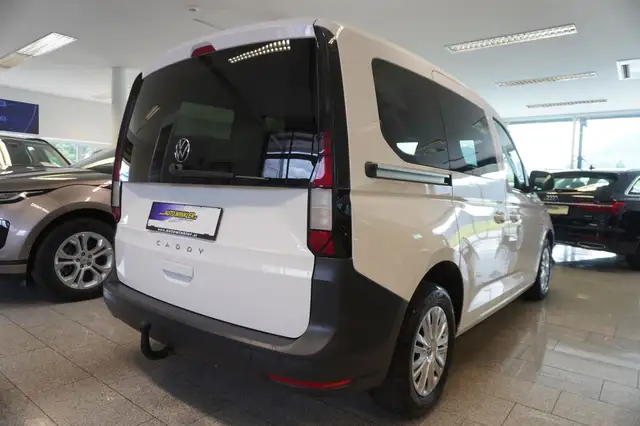 Volkswagen Caddy view 5