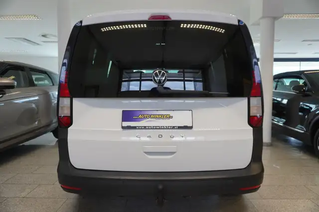 Volkswagen Caddy view 6