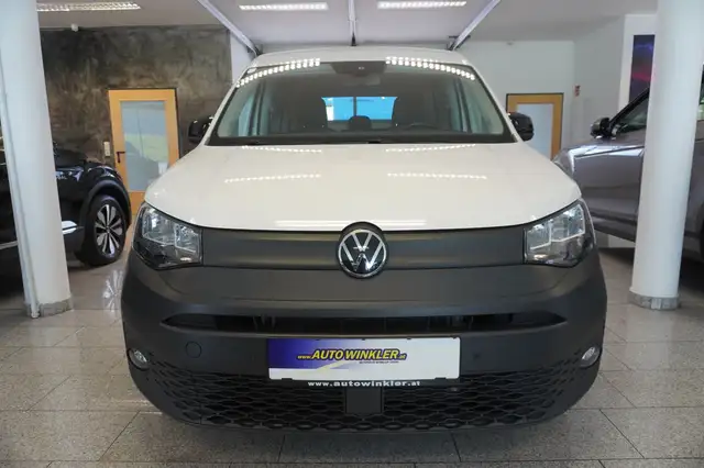 Volkswagen Caddy view 2