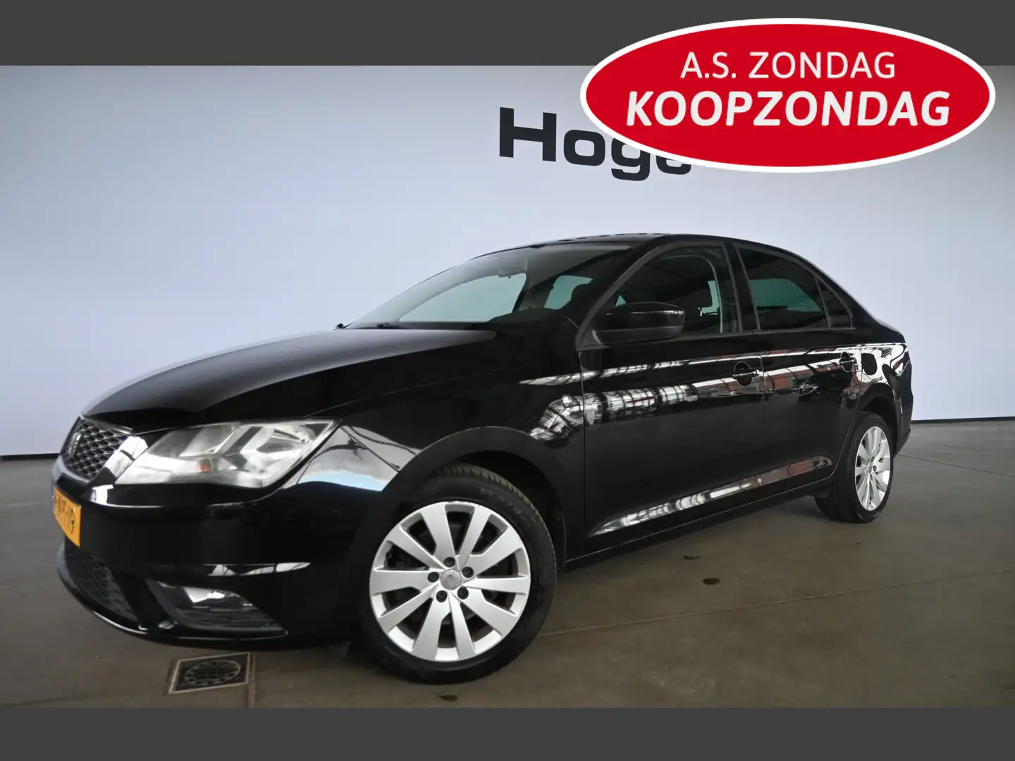 SEAT Toledo 1.2 TSI Businessline High Clima Navigatie Cruise C Zwart - 1