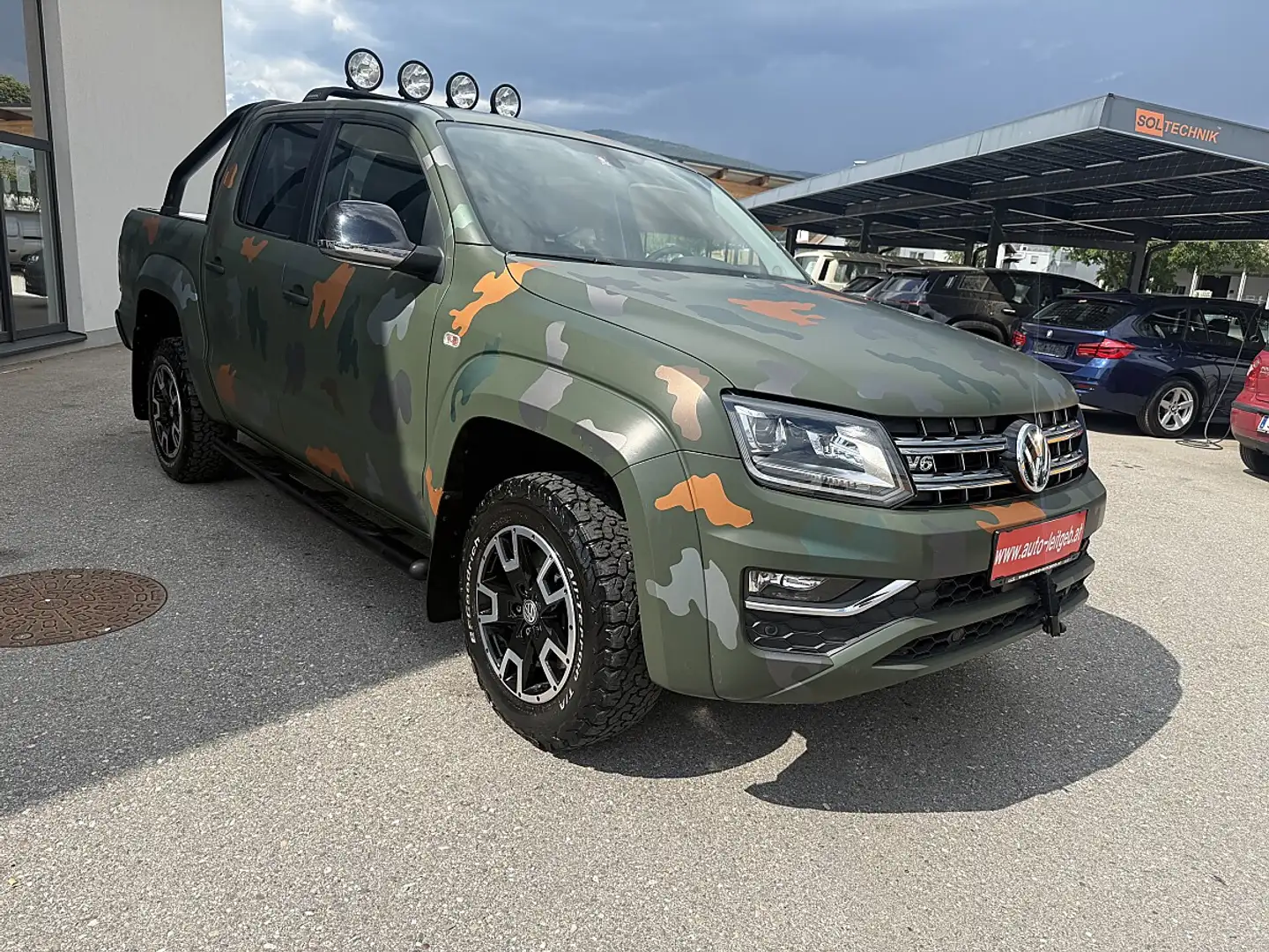 Volkswagen Amarok DoubleCab Canyon 3,0 TDI 4Motion Aut. Schwarz - 1