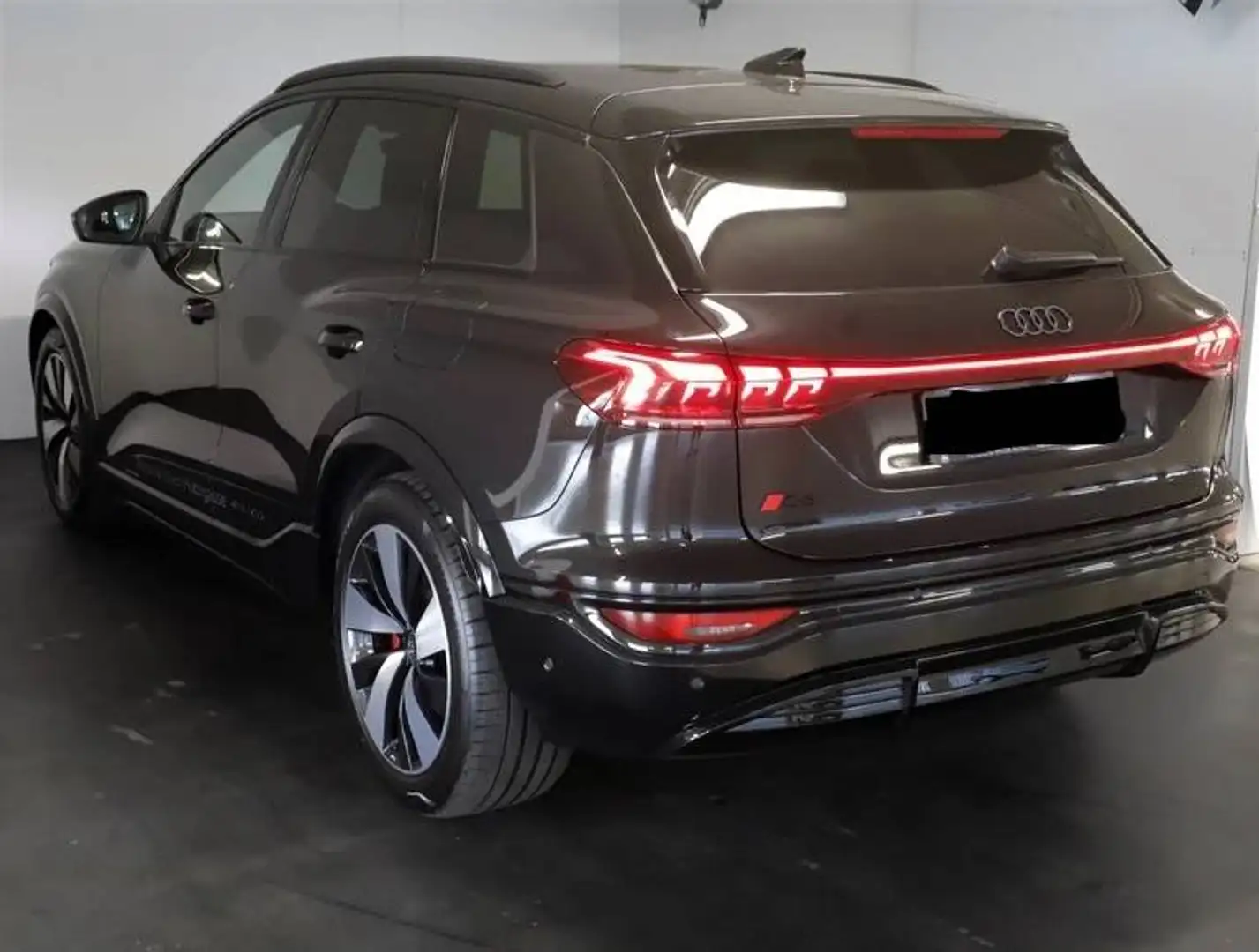 Audi Q6 e-tron Q6 e-tron quattro Schwarz - 2