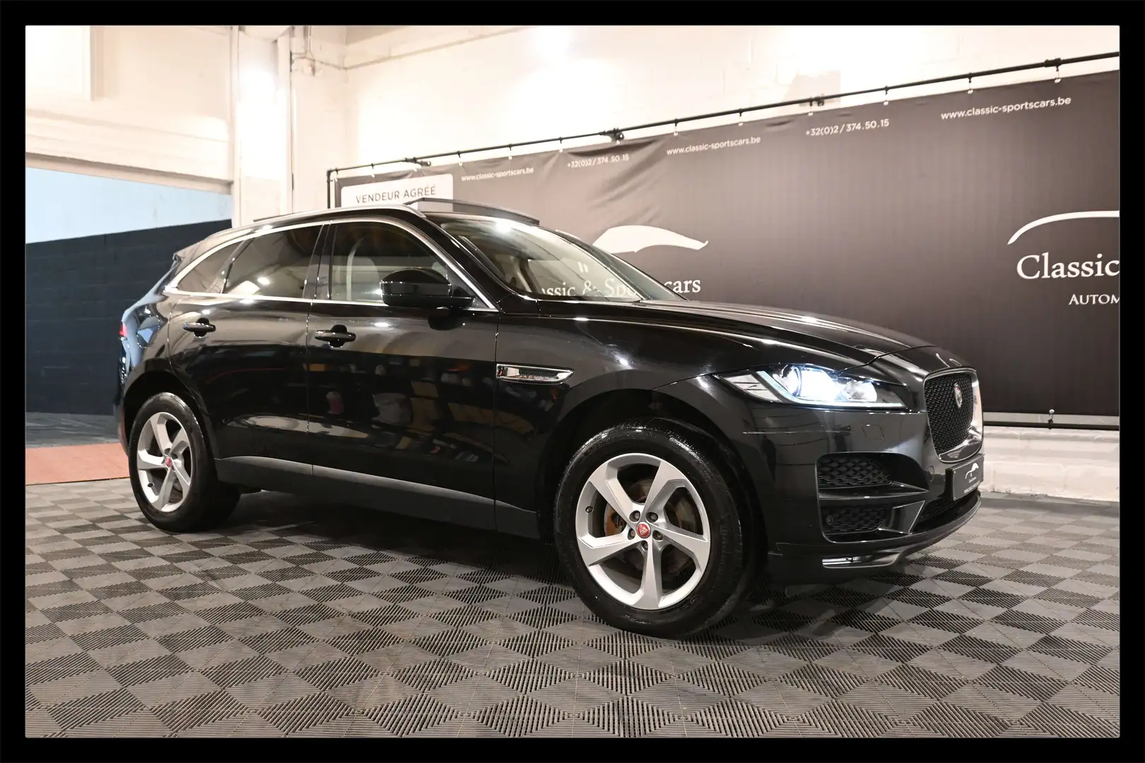 Jaguar F-Pace 2.0 D AWD SPORT / CUIR / PANO / CAMERA / FULL Schwarz - 1