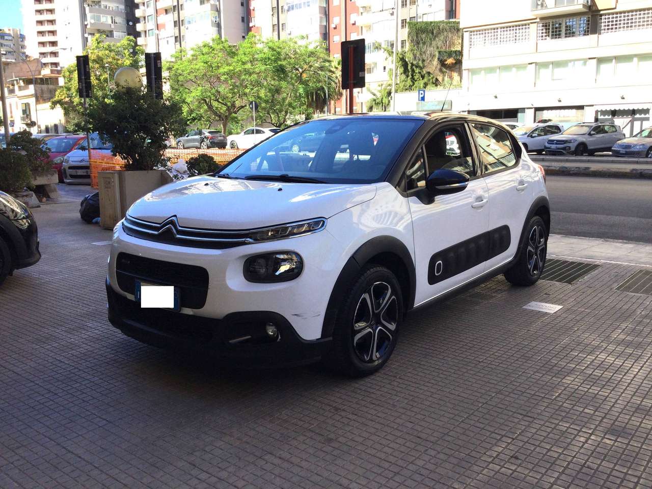 Citroen C3 C3 III 2017 1.2 puretech Shine 82cv