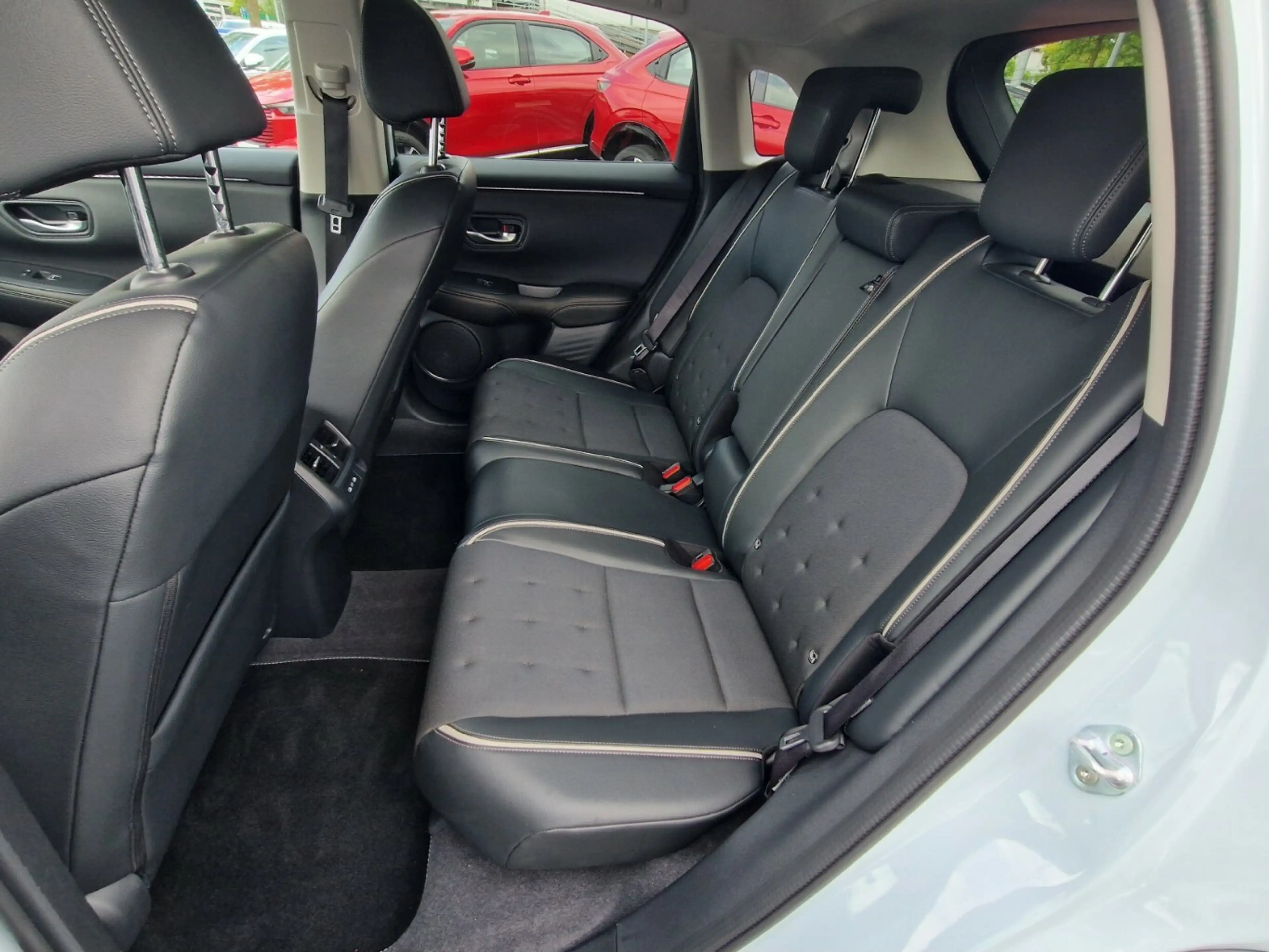 Honda ZR-V e:HEV Sport|Navi|RFK|Allwetter — photo 9