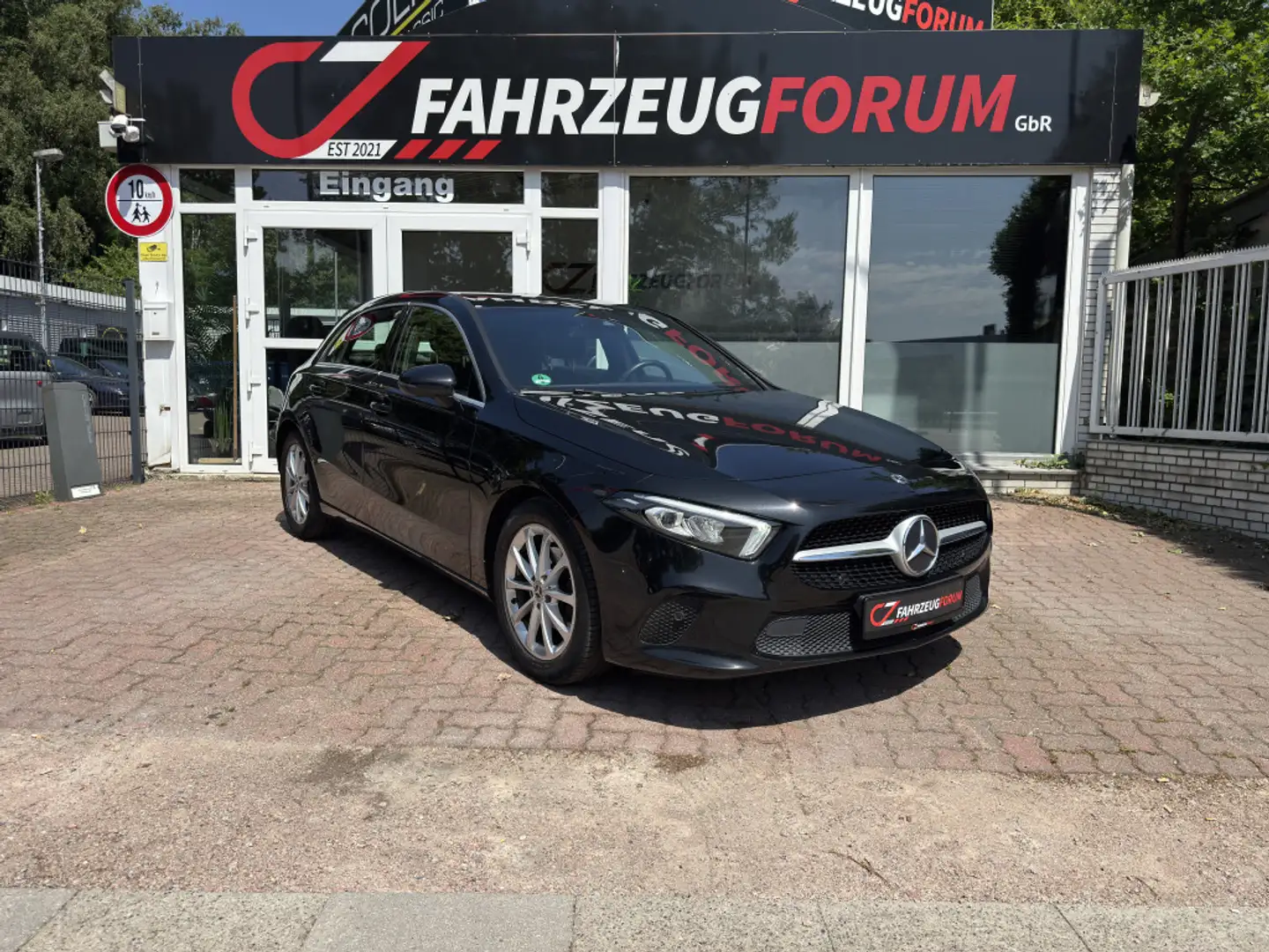 Mercedes-Benz A 180 LED High*Media-Display*Navi*2 Hand Schwarz - 2