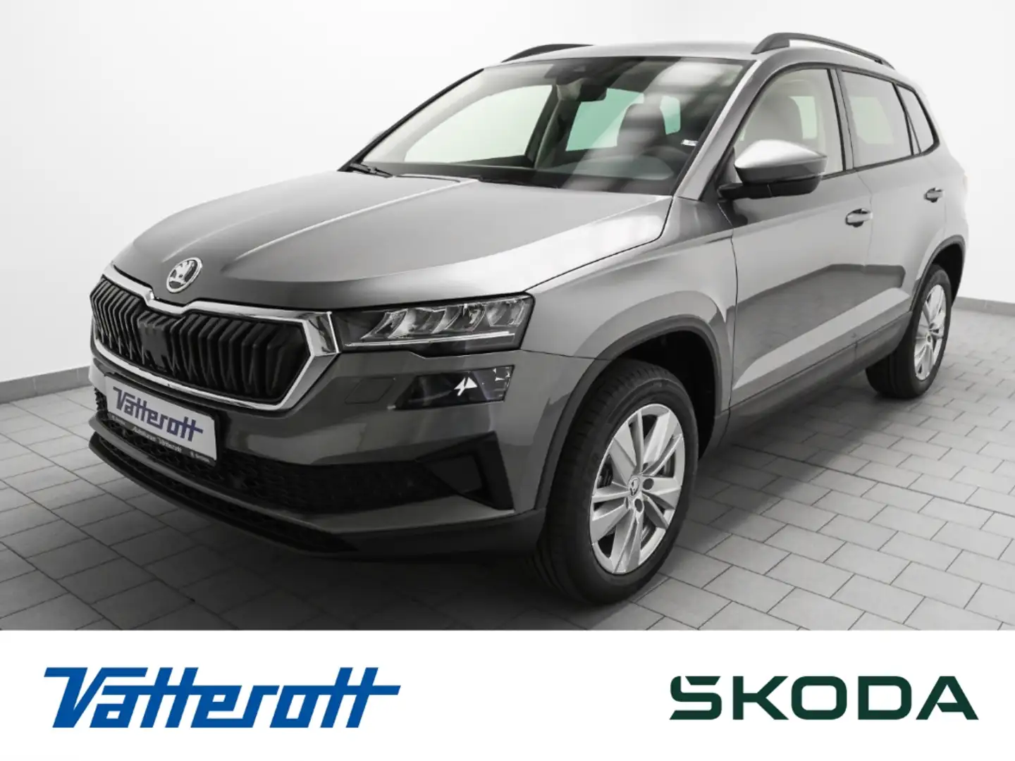 Skoda Karoq Selection 1.5 TSI Kessy Rückfahrkamera smartlink Grau - 1