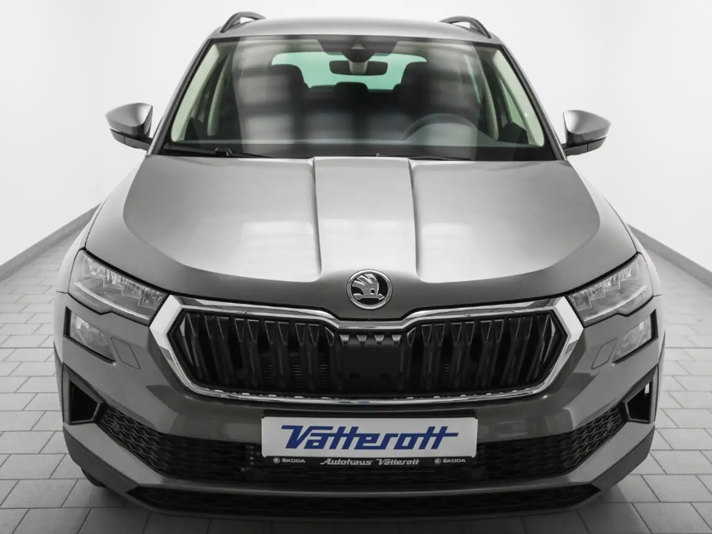 Skoda Karoq Selection 1.5 TSI Kessy Rückfahrkamera smartlink Grau - 2