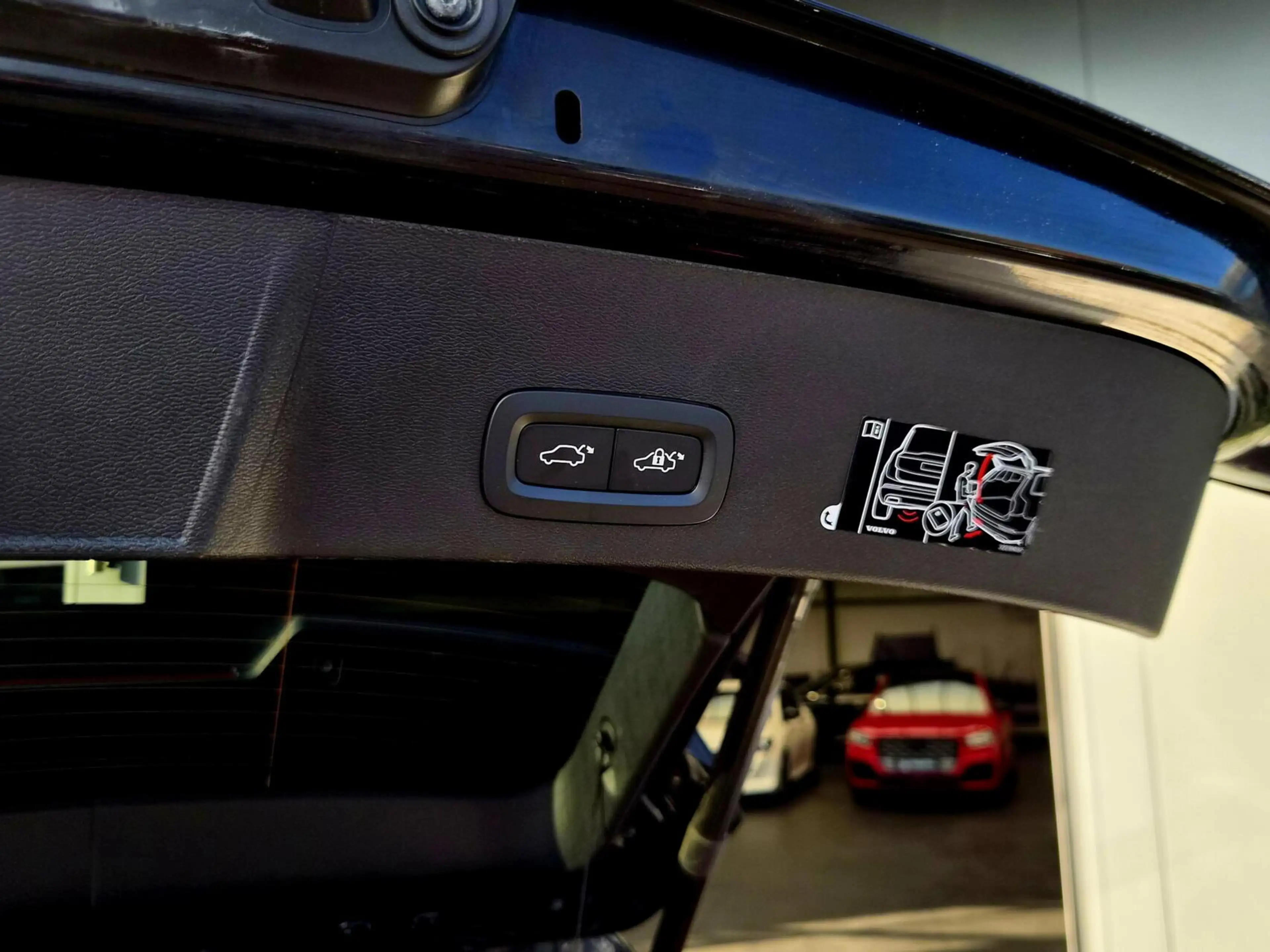Volvo XC40 1.5 T2 Momentum |Nav|Cam|Carp/And|Cruise|El.klep — photo 30
