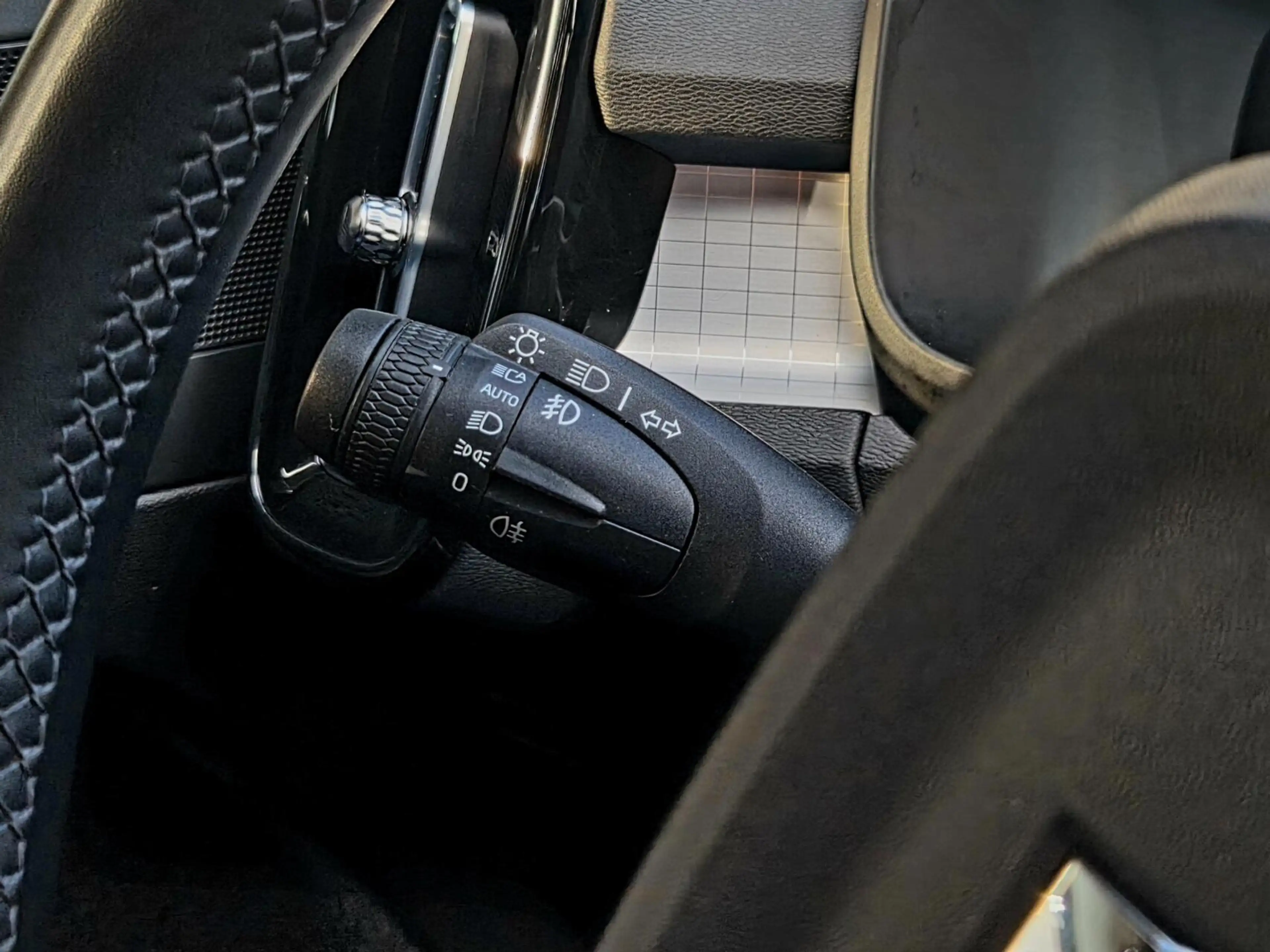 Volvo XC40 1.5 T2 Momentum |Nav|Cam|Carp/And|Cruise|El.klep — photo 34