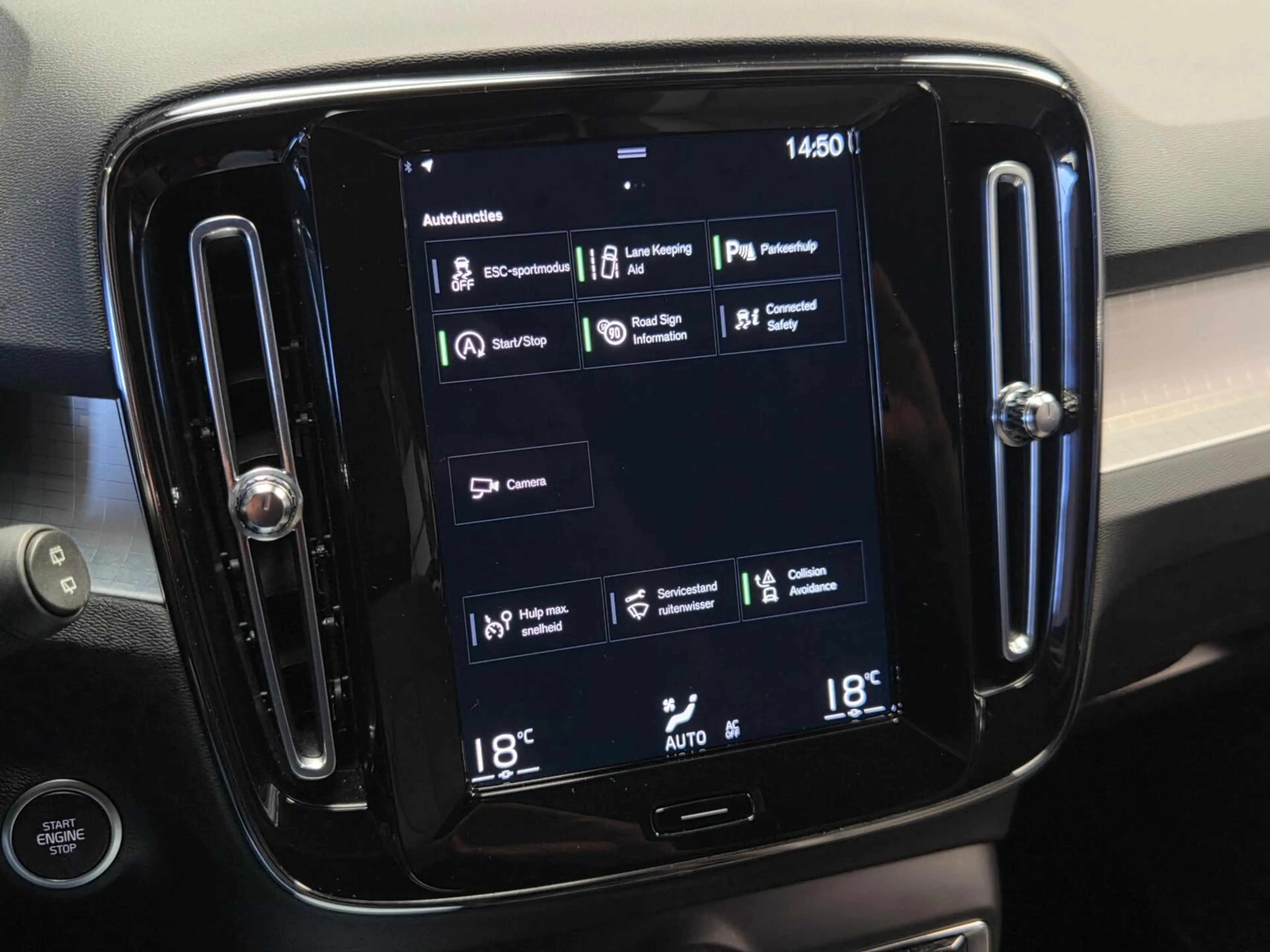Volvo XC40 1.5 T2 Momentum |Nav|Cam|Carp/And|Cruise|El.klep — photo 43