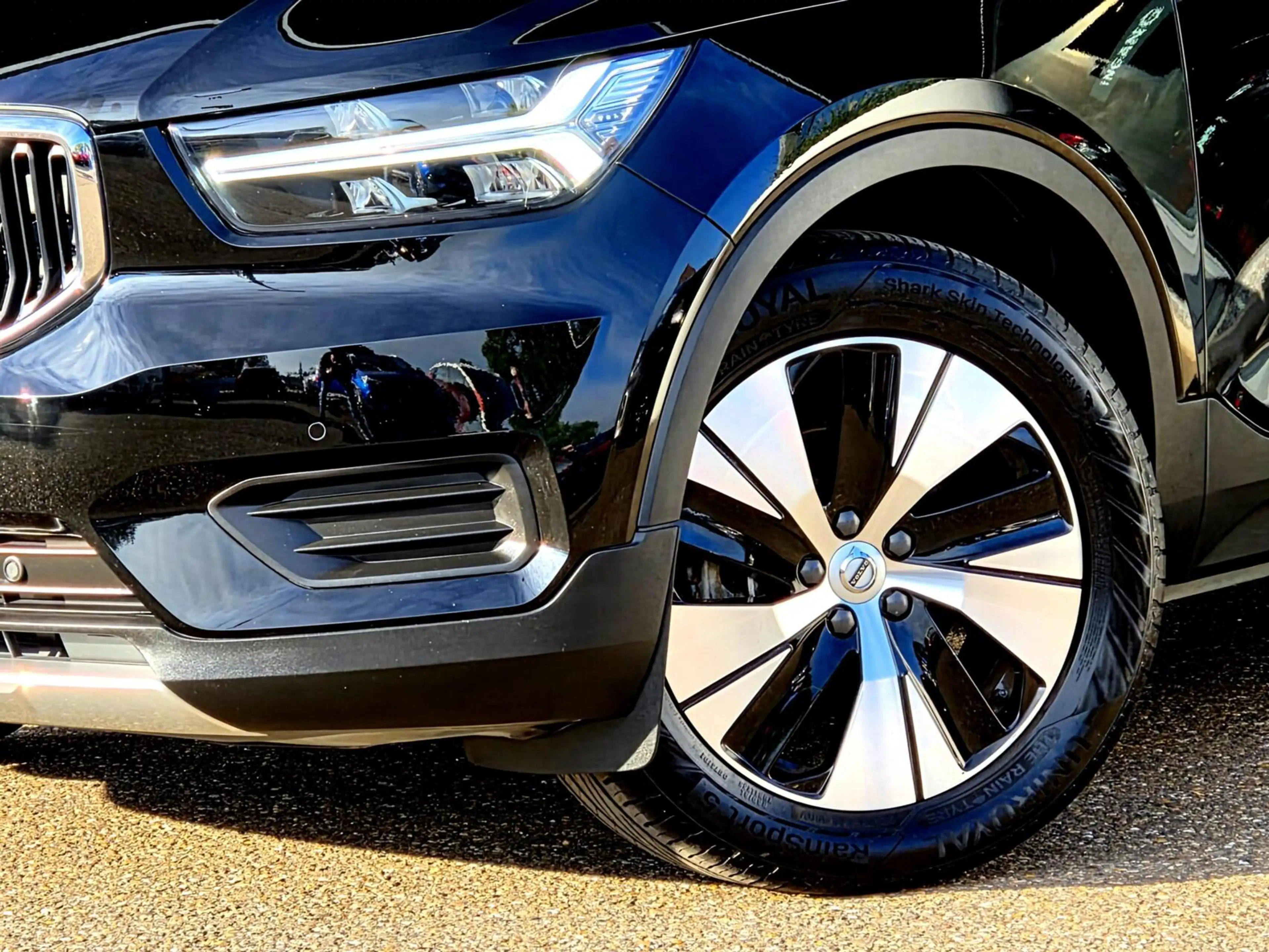 Volvo XC40 1.5 T2 Momentum |Nav|Cam|Carp/And|Cruise|El.klep — photo 9