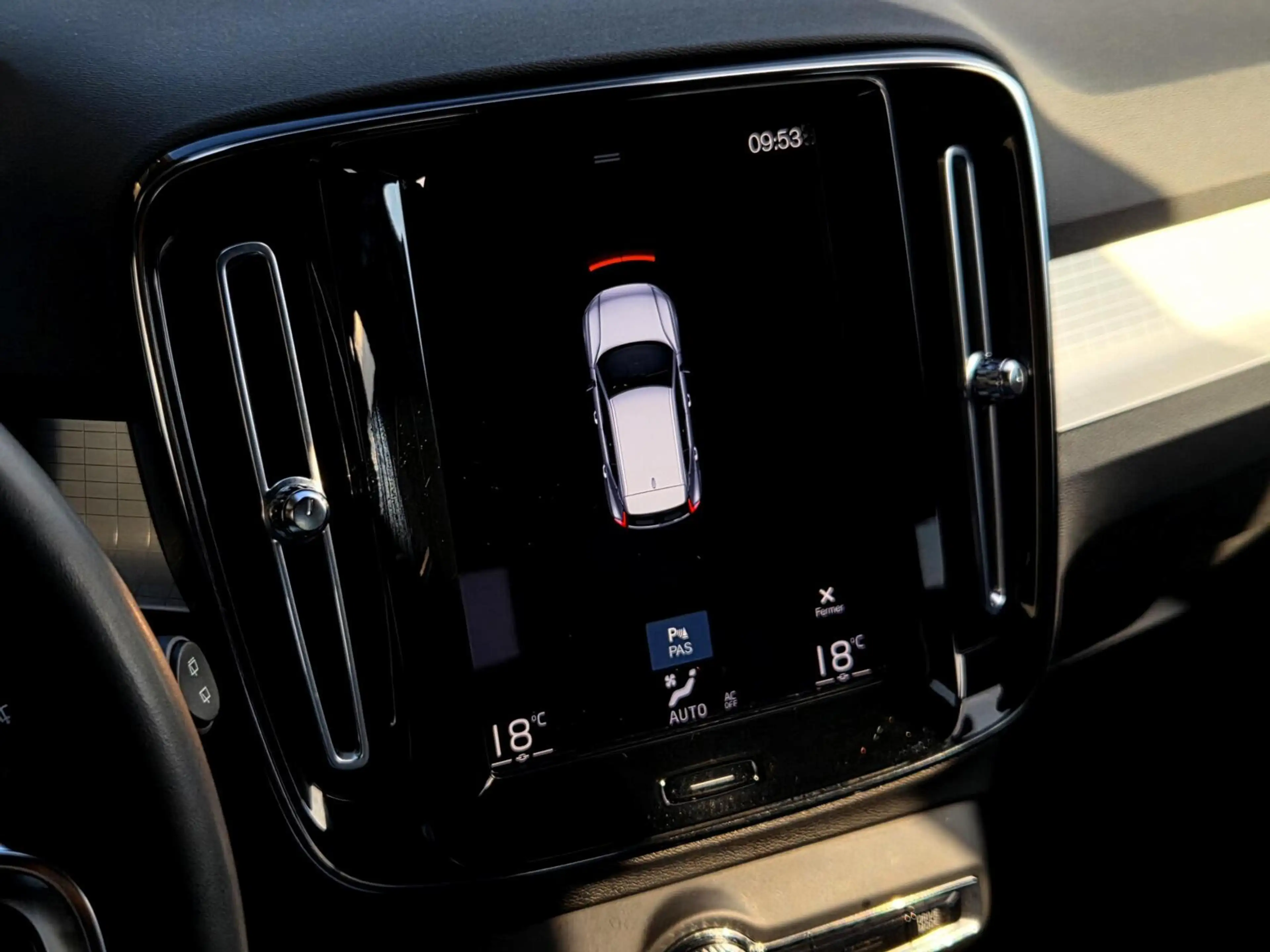 Volvo XC40 1.5 T2 Momentum |Nav|Cam|Carp/And|Cruise|El.klep — photo 35