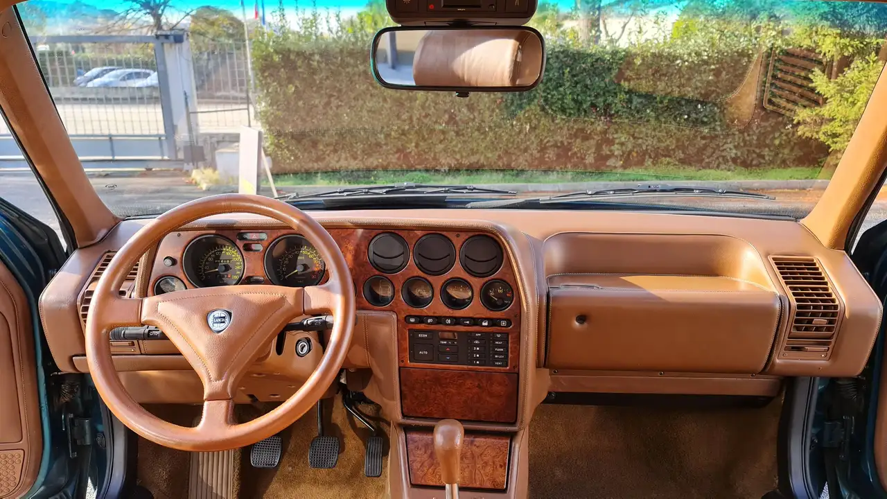 Lancia Thema 8.32 verde reflex, foto 9