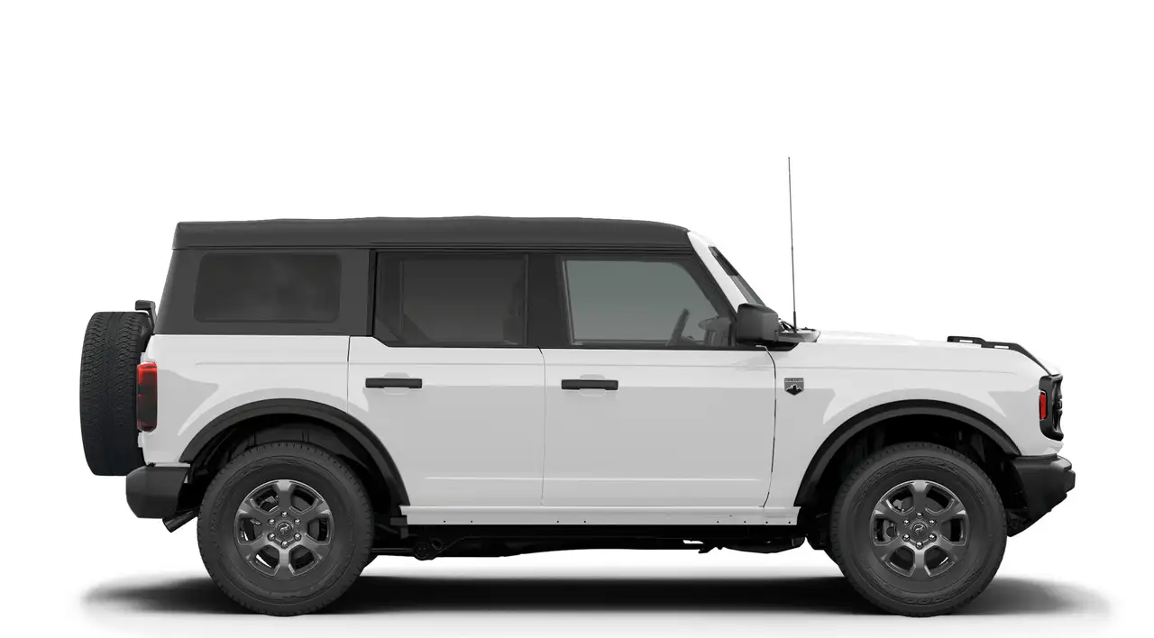 Ford Bronco photo Ford Bronco