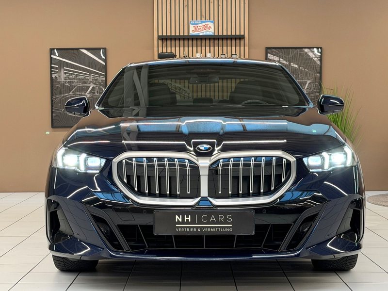 BMW 520 d M-Sport xDrive Individual — photo 2