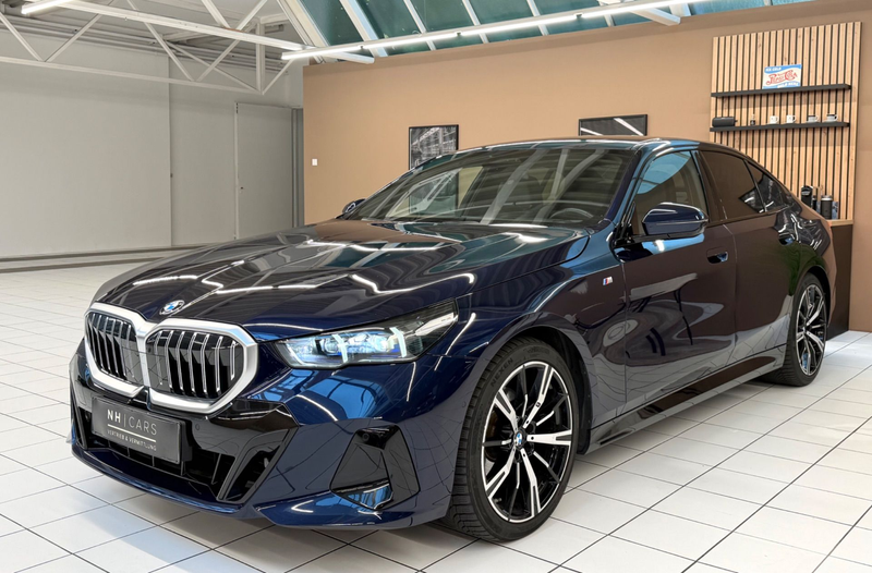 BMW 520 d M-Sport xDrive Individual — photo 3