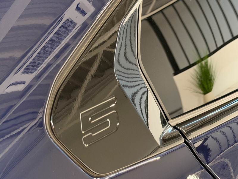 BMW 520 d M-Sport xDrive Individual — photo 15