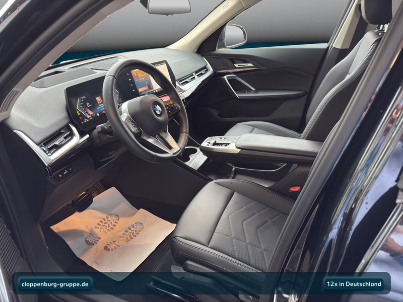 BMW X2 sDrive20i — photo 12