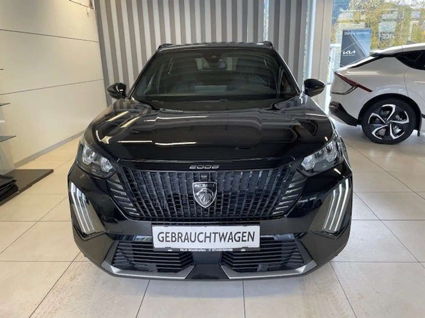 Peugeot 2008 Allure Schwarz - 1