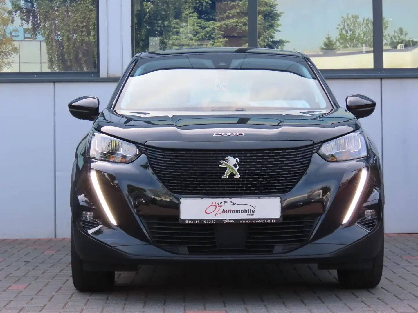 Peugeot 2008 BlueHDi 110 Active Kamera CarPlay Black - 2