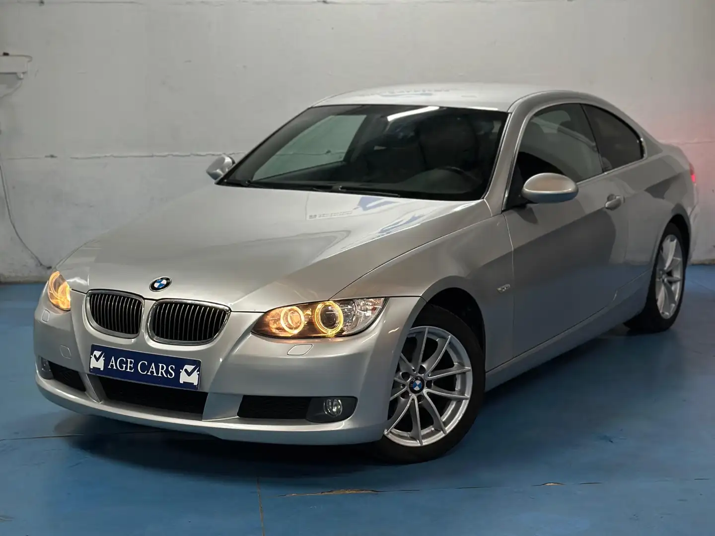 BMW 320 Coupé 320i Argent - 1