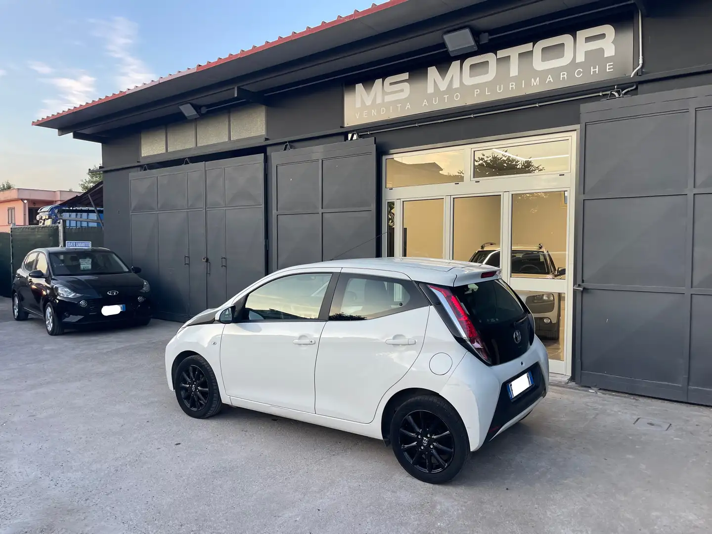 Toyota Aygo 1.0 VVT-i 69 cv 5 porte - 2