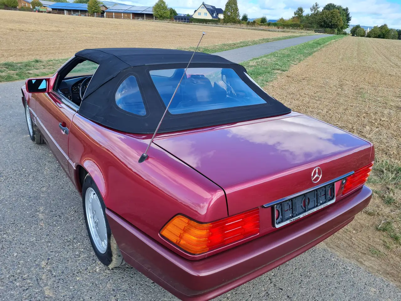 Mercedes-Benz SL 300 1.Hd., orig. 110.200 km, dt., Scheckheft, jahreswagenähnlicher Zustand, foto 5