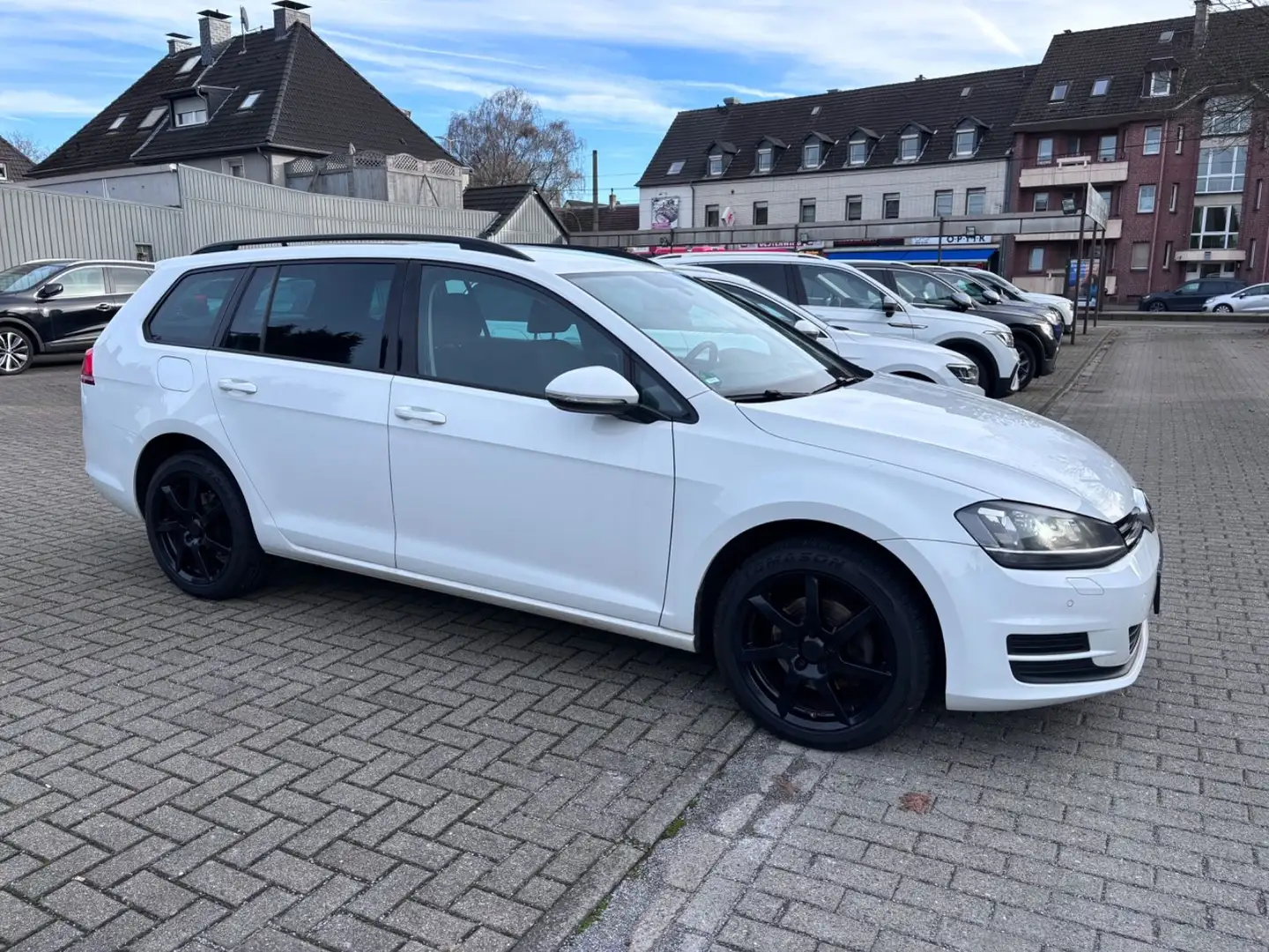 Volkswagen Golf VII Variant Comfortline BMT XENON AHK NAVI Blanc - 1