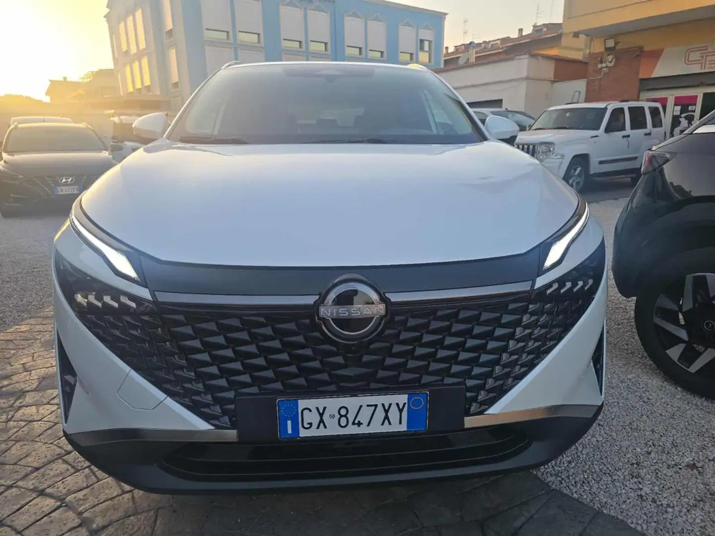 Nissan Qashqai MHEV 140 CV N-Connecta Azie.no vincoli !!!! Weiß - 2