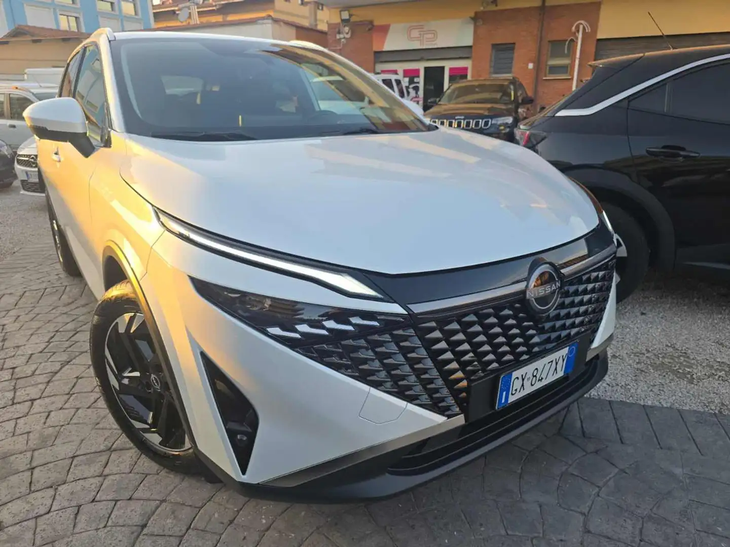 Nissan Qashqai MHEV 140 CV N-Connecta Azie.no vincoli !!!! Weiß - 1