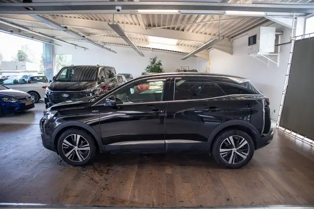 Peugeot 3008 view 6