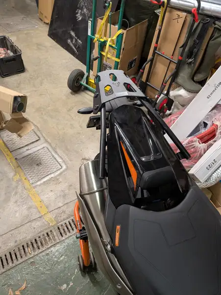 KTM 890 Duke R - foto 2