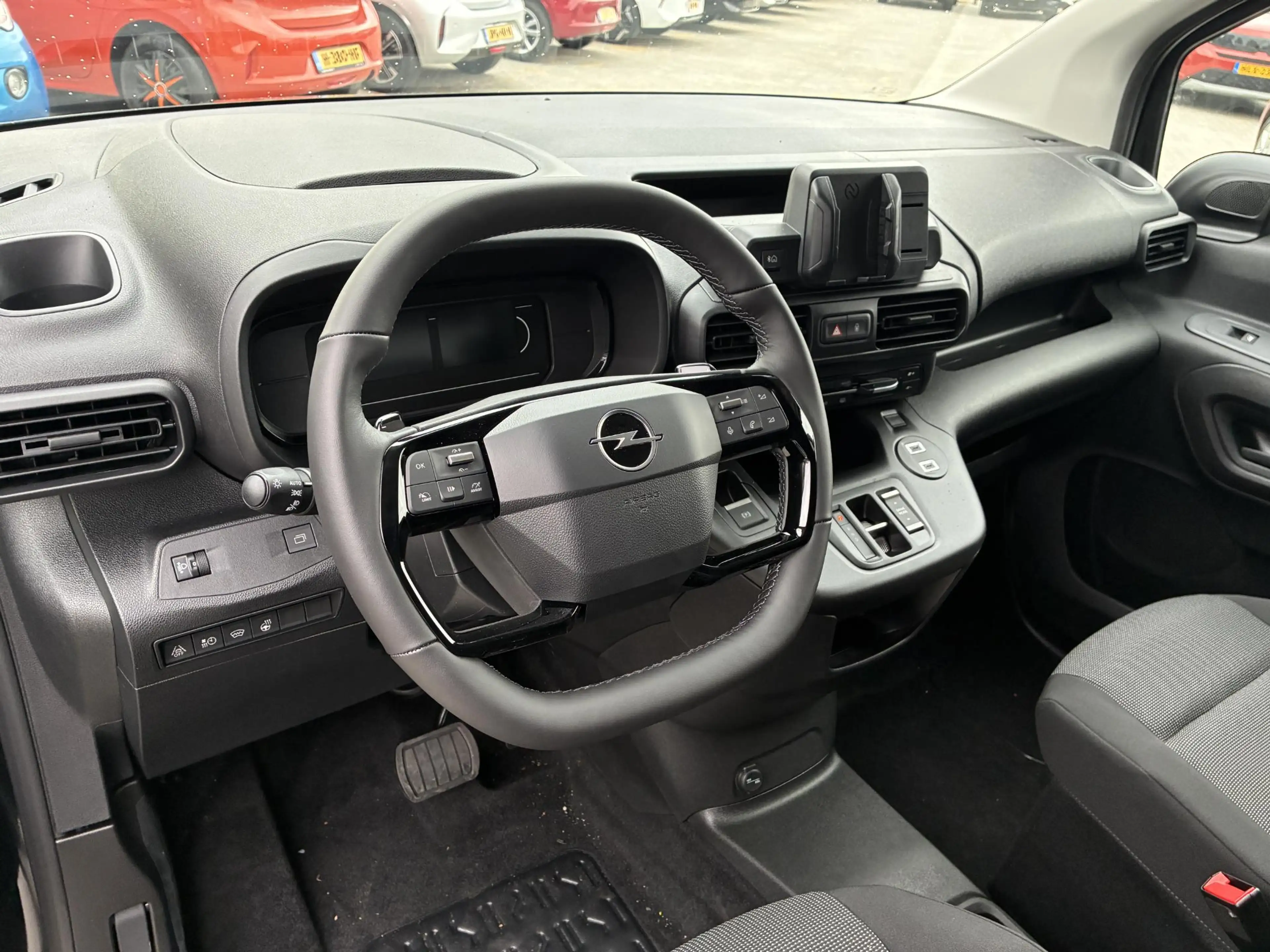 Opel Combo-e Electric 100Kw L1 50kWh Airconditioning | Stuur & — photo 9