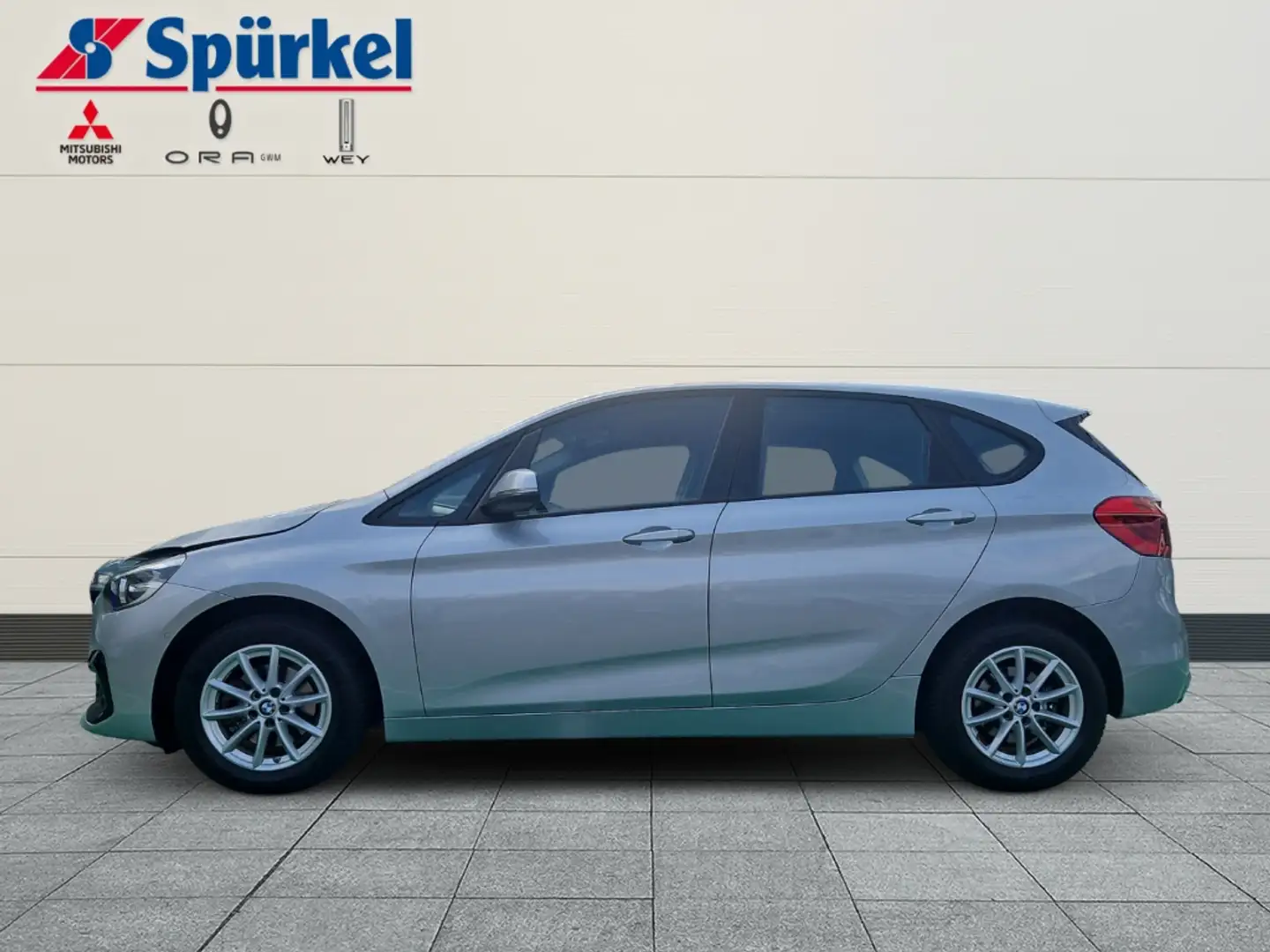 BMW 218 Active Tourer Advantage Park-Distance-Control Argento - 2