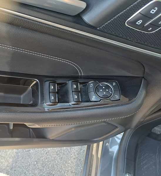 Ford S-Max S-MAX Titanium 2.0 TDCi Auto-Start/Stop Aut. — photo 11