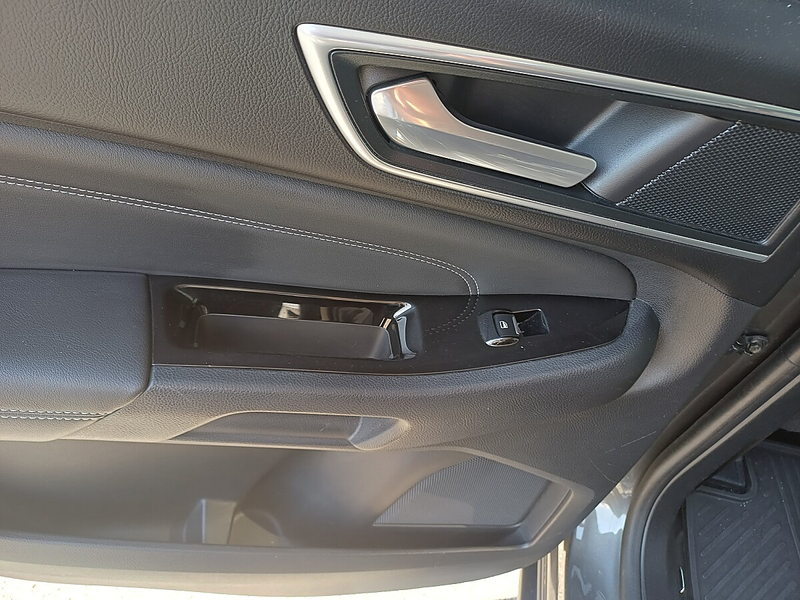 Ford S-Max S-MAX Titanium 2.0 TDCi Auto-Start/Stop Aut. — photo 8