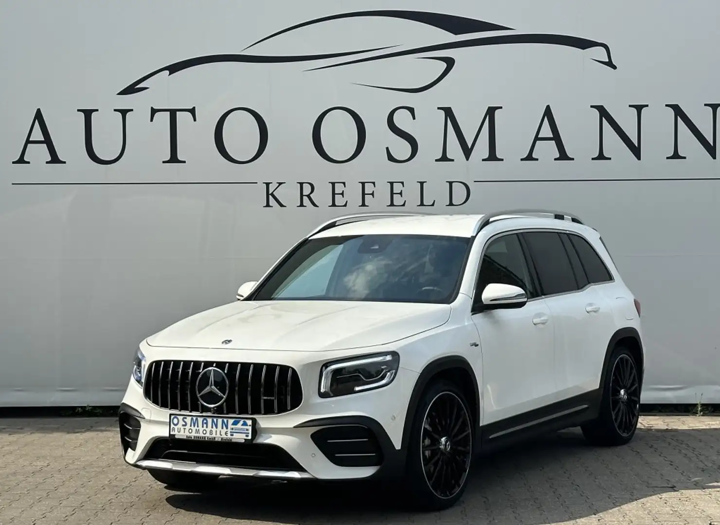 Mercedes-Benz GLB 35 AMG 4Matic AMG Speedshift DCT 8G Biały - 1