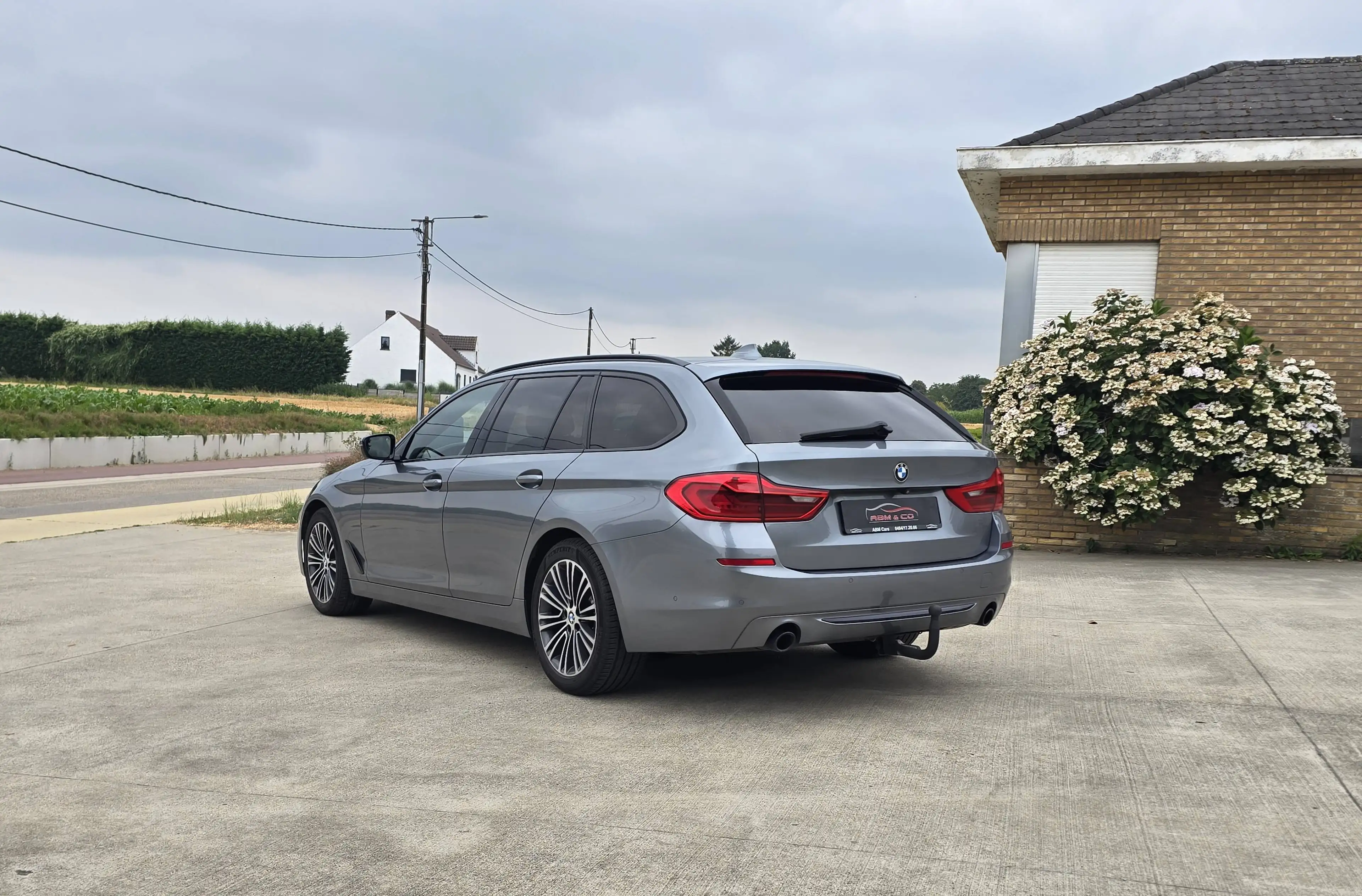 BMW 518 dA Sportline ** Pano - Xénon - Cuir ** GAR 12M — photo 5