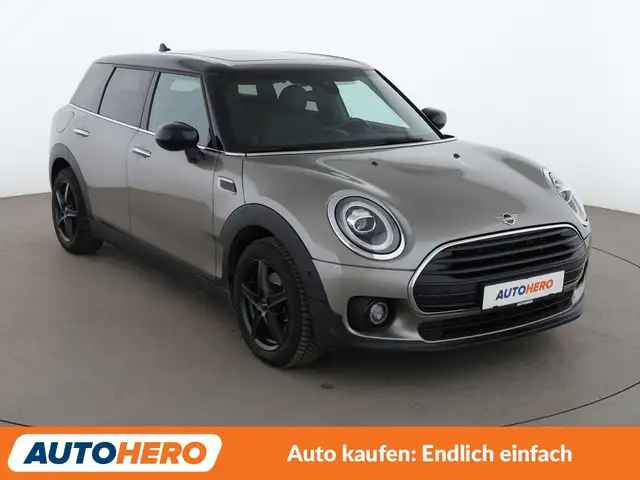 Mini Clubman view 8
