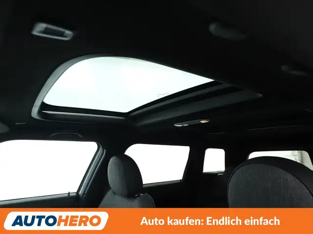 Mini Clubman view 26