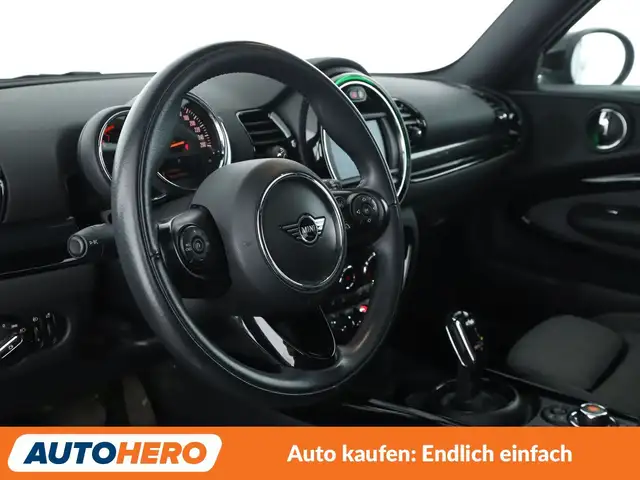 Mini Clubman view 11