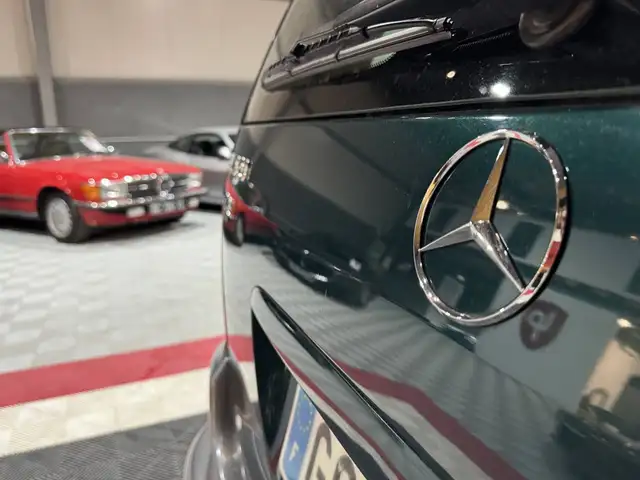Mercedes-Benz M-Class view 27