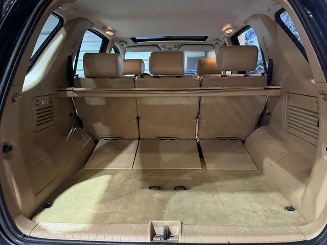 Mercedes-Benz M-Class view 18
